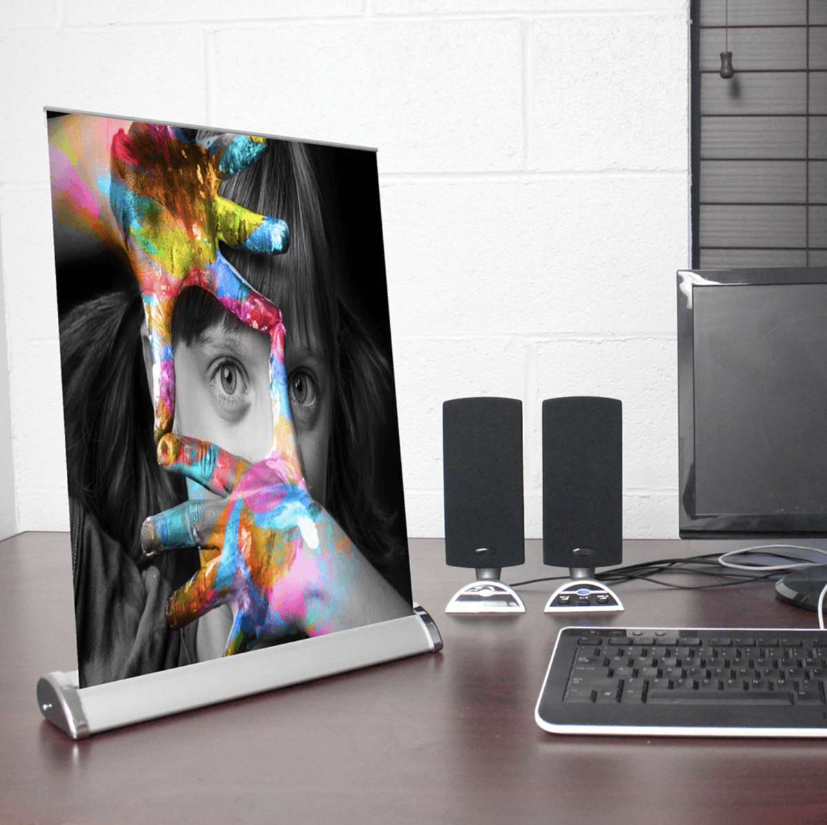 Tabletop Deluxe Retractable Banner